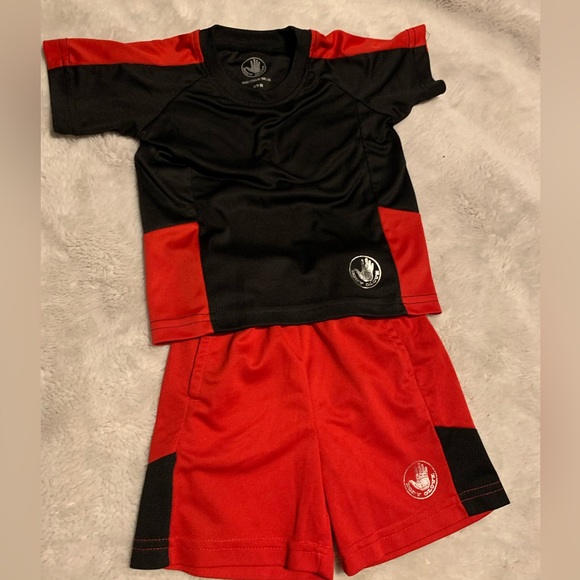 Body glove red and black basketball short set 6-9m - Picture 2 of 3